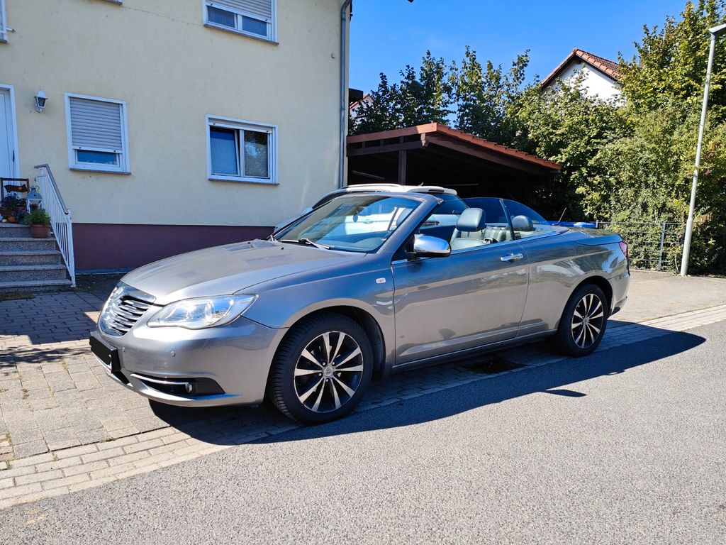 Bild des Angebotes Lancia Flavia 2.4 16v 125kW Automatik