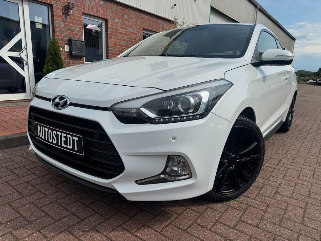 Bild des Angebotes Hyundai i20 Coupe Style 1.Hand *SHZ*LHZ*PDC*ALU*Spur