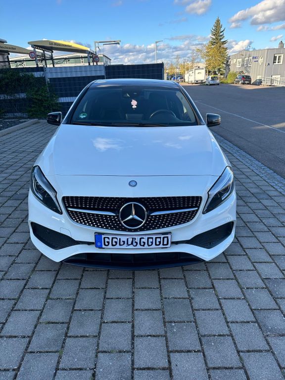Bild des Angebotes Mercedes-Benz A 180 AMG-Line*Night-Paket*Schiebedach