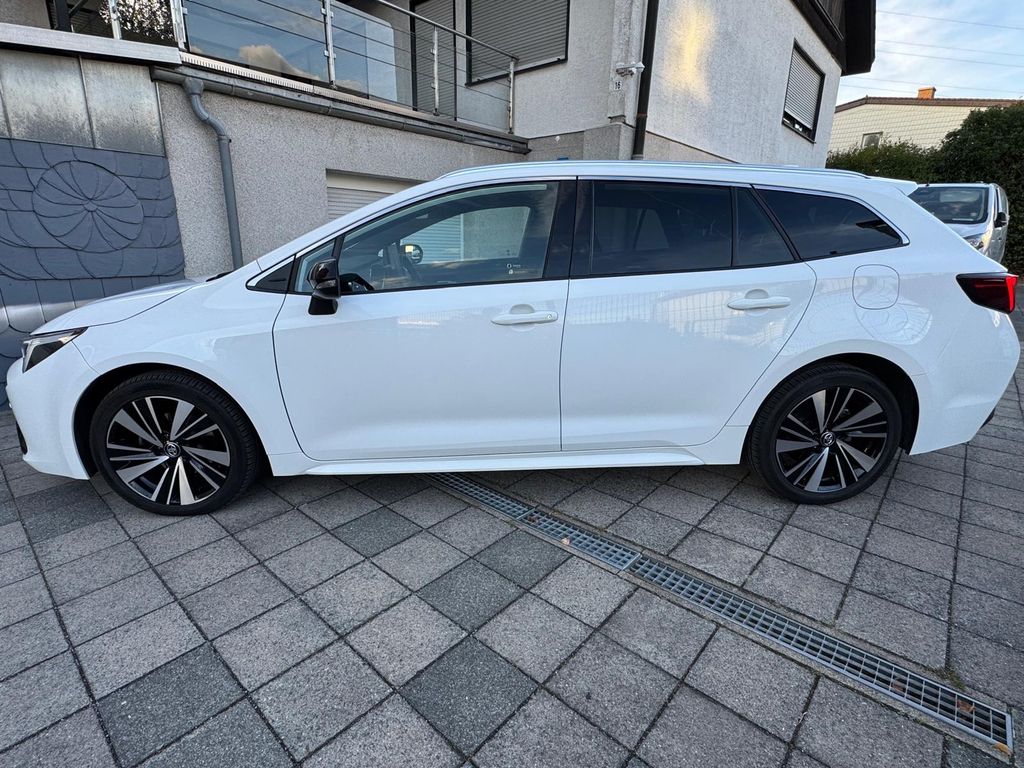 Bild des Angebotes Toyota Corolla 1,8 Hybrid Teamplayer Touring Sports...