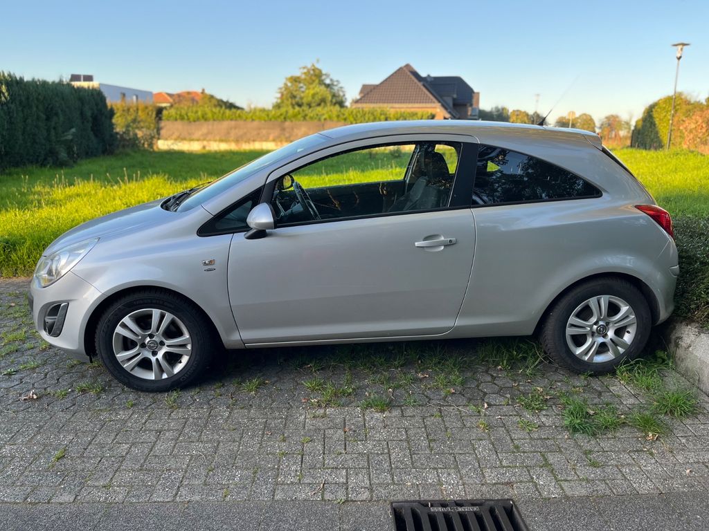 Bild des Angebotes Opel Corsa 1.4 Satellite