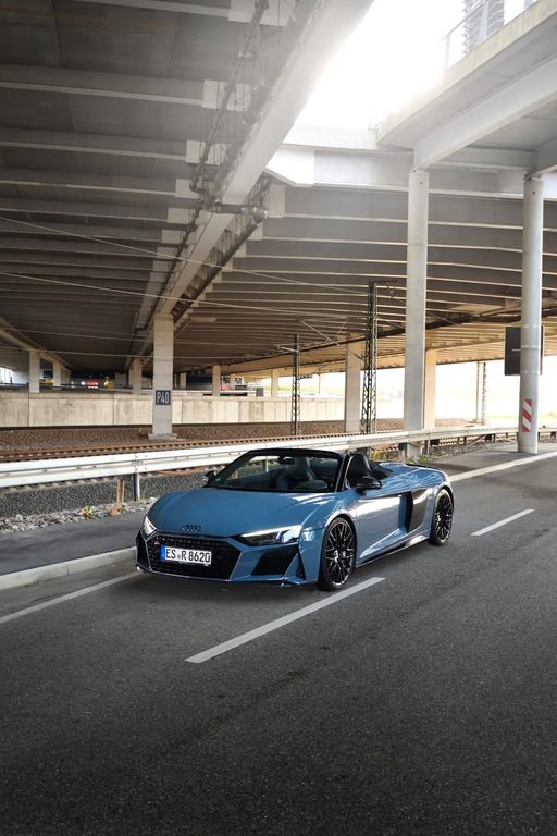 Bild des Angebotes Audi R8 5.2 FSI performance S tron. quat. Spyder Carb