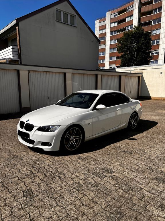 BMW 330i Cabrio - Shz- H&K- Leder - Tempomat