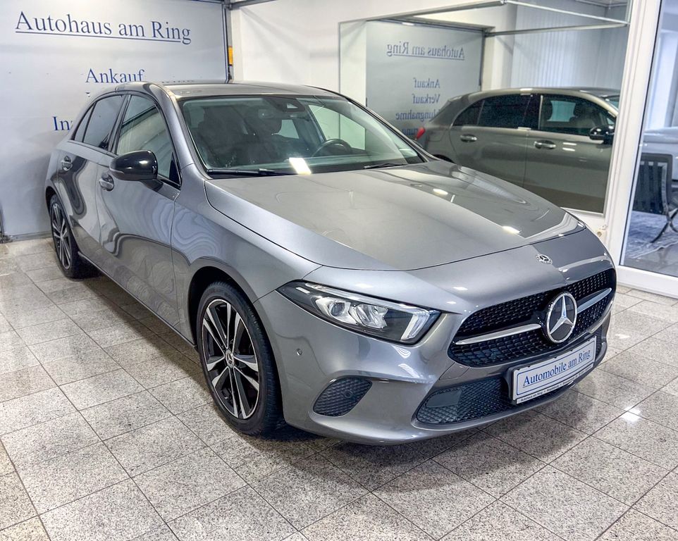 Bild des Angebotes Mercedes-Benz A 180 Edition19 Klima Navi Widescreen Kamera PDC