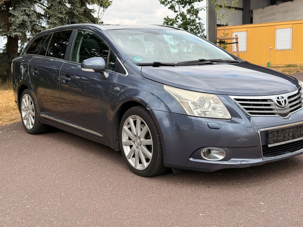 Bild des Angebotes Toyota Avensis Kombi TEC-Edition Automatik