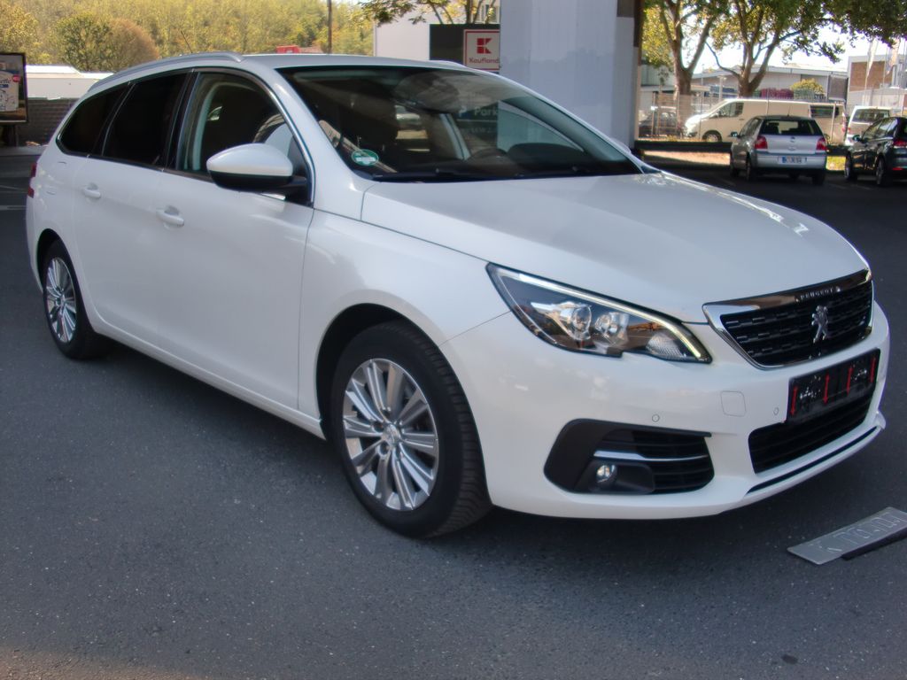 Bild des Angebotes Peugeot 308 BlueHDi 130 EAT8 Active SW Active