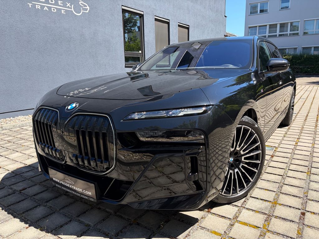 Bild des Angebotes BMW 740d xD M-Sport A-Türe*Sky*TV*SoftClos*B&W*FULLL