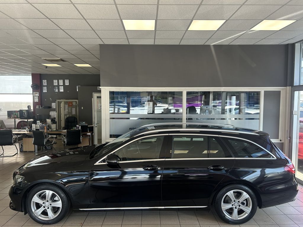 Bild des Angebotes Mercedes-Benz E 200 T CGI Autom LED RFK SHZ Navi Klima 2.Hand