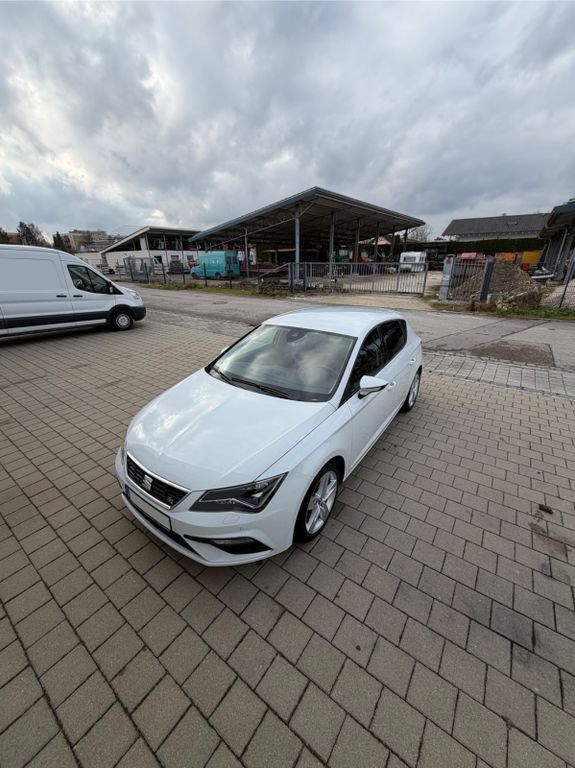 Bild des Angebotes Seat SEAT Leon FR 2.0 TDI 150 PS | DSG | LED | NAVI