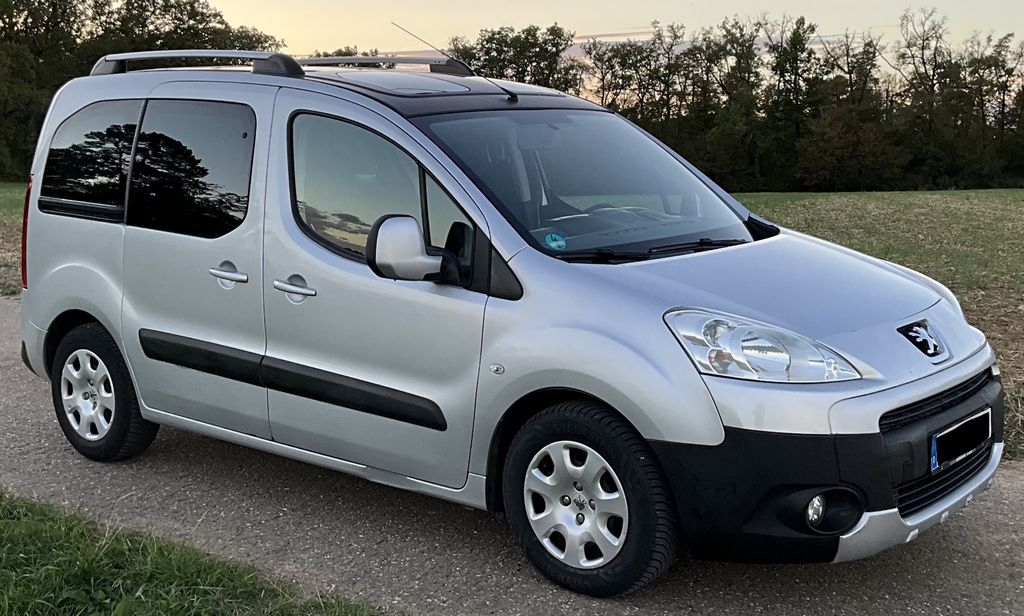 Bild des Angebotes Peugeot Partner Tepee Diesel AHK