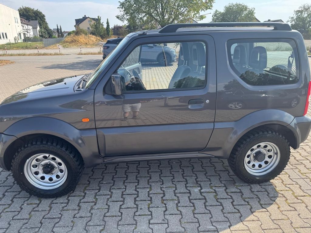 Bild des Angebotes Suzuki Jimny 1.3 4WD Club Club