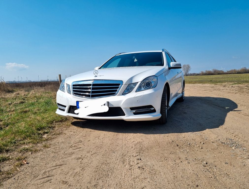 Bild des Angebotes Mercedes-Benz E 250 T BlueEFFICIENCY AVANTGARDE AVANTGARDE