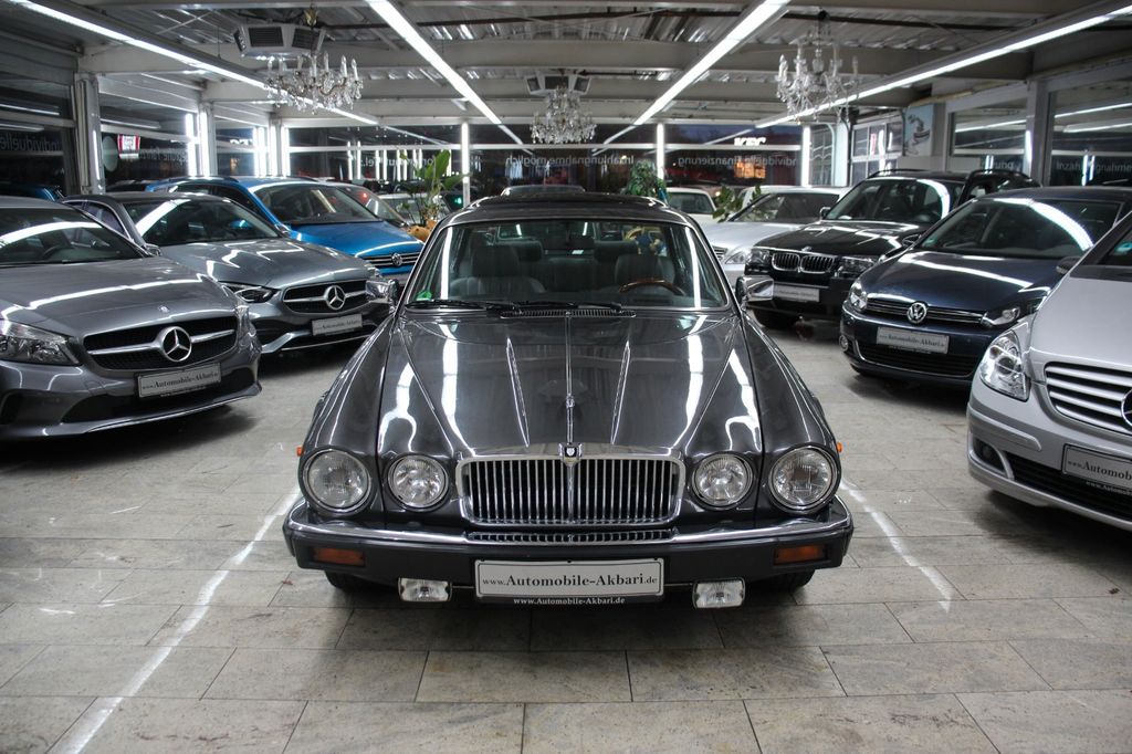 Bild des Angebotes Jaguar XJ12 H.E. *H-Zulassung*