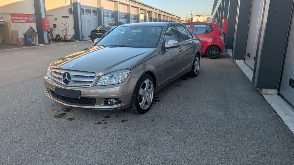 Bild des Angebotes Mercedes-Benz C 320 CDI Avantgarde 7G tronic 1.Hand