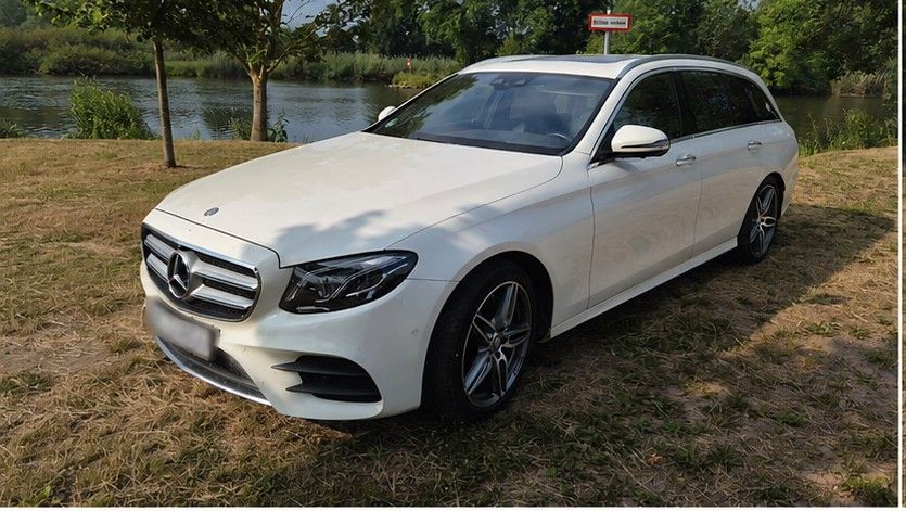 Bild des Angebotes Mercedes-Benz E 250 T AMG Line Autom. AMG Line