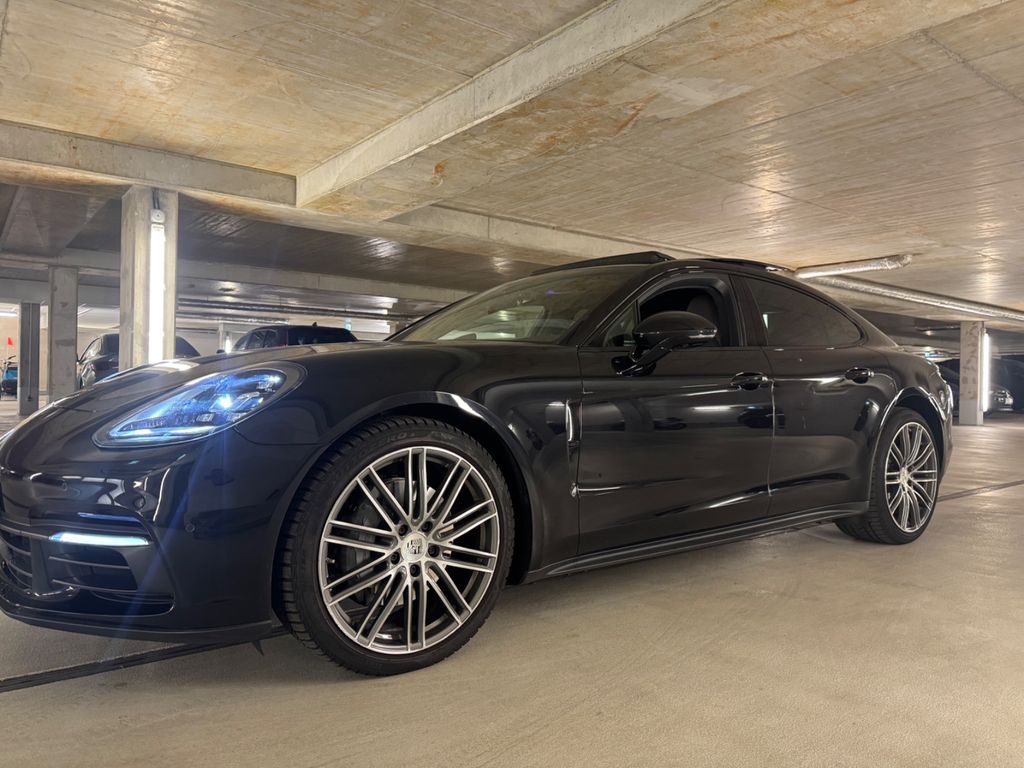 Bild des Angebotes Porsche Panamera 4S Bremsen neu + Ölservice neu
