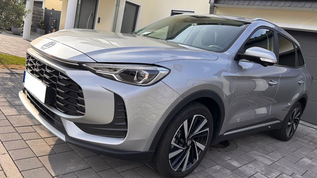 Bild des Angebotes MG ZS 1.5 Hybrid+ Luxury Luxury