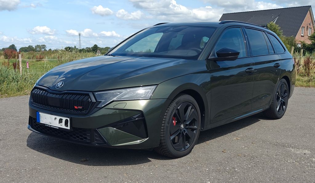 Bild des Angebotes Skoda Octavia 2.0 TSI DSG RS Combi RS HUD/AHK/Canton