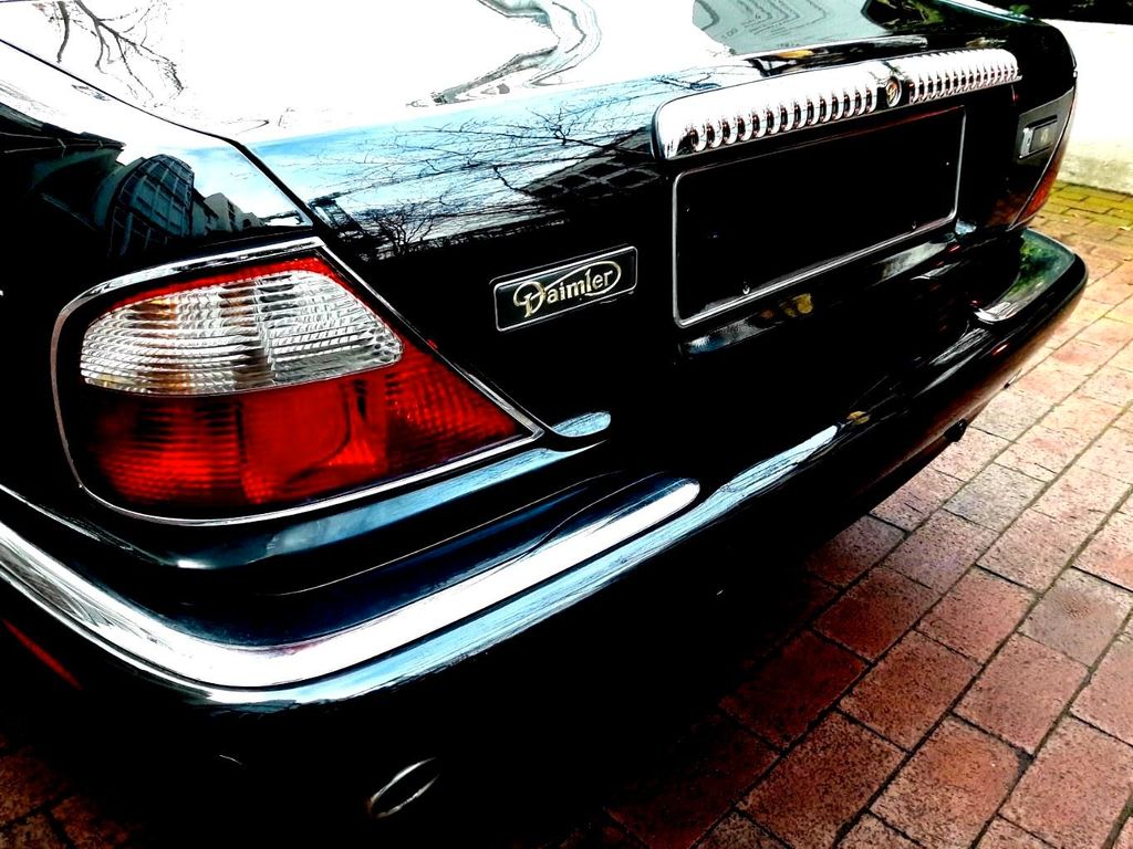 Bild des Angebotes Jaguar Daimler V8 Limousine lang *letzte Version 2002