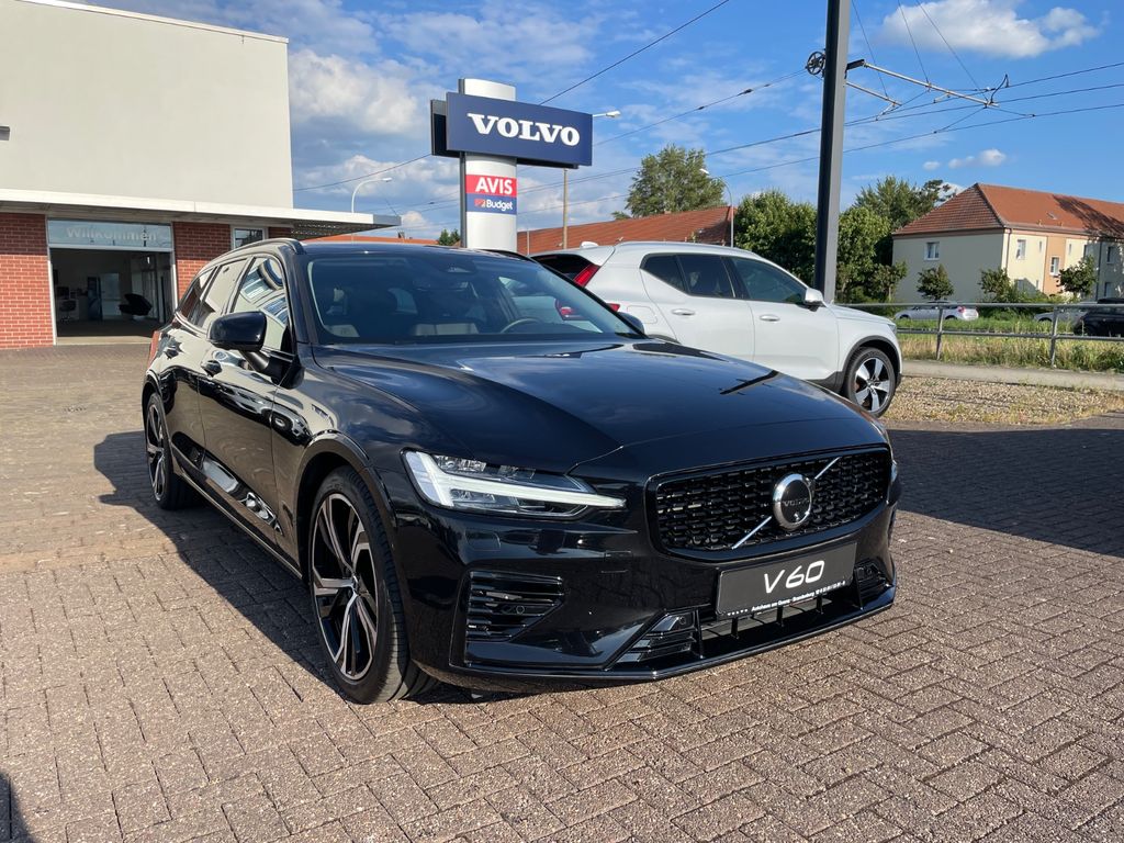 Bild des Angebotes Volvo V60 T8 Plug-In AWD Plus Dark 360° FahrerAss H&K