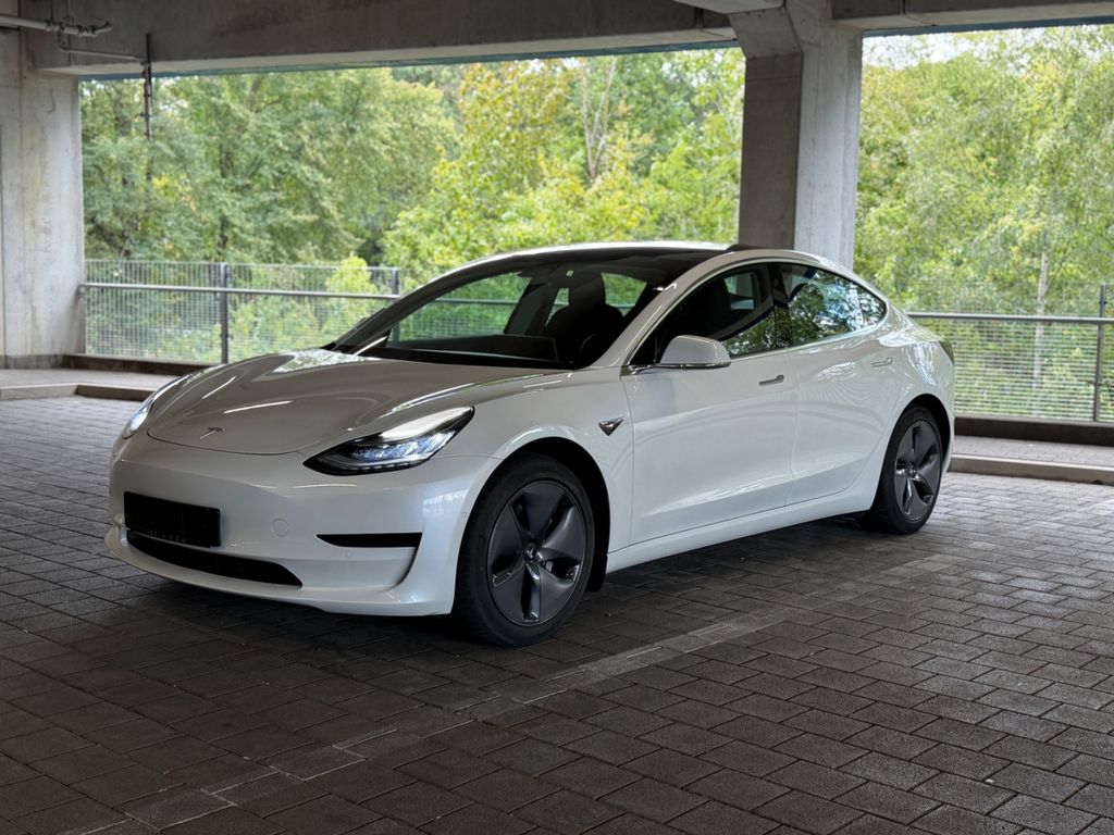 Bild des Angebotes Tesla Model 3 Standard Reichweite Plus 1. Hand
