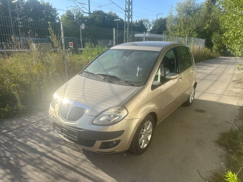 Bild des Angebotes Lancia MUSA Platino