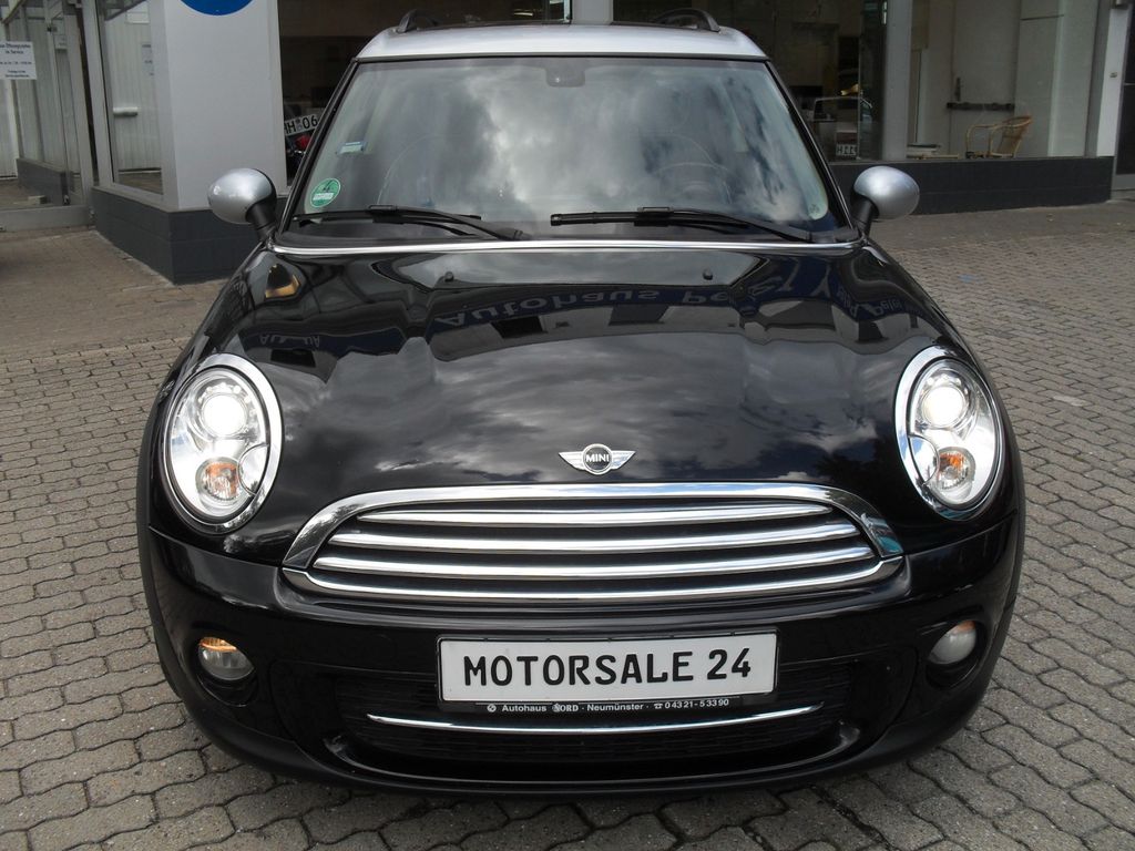 Bild des Angebotes MINI COOPER_D Clubman Cooper D 8-fach bereift