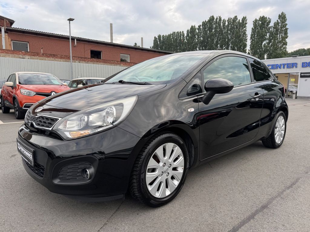 Bild des Angebotes Kia Rio FIFA World Cup Edition*SITZH*TÜVNEU*GARANTIE