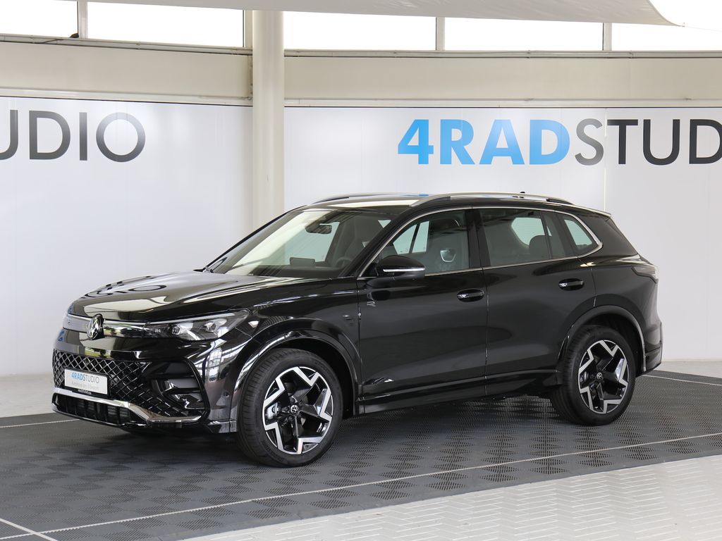 Bild des Angebotes Volkswagen Tiguan R-LINE eTSI DSG IQ MATRIX HEADUP ACC AHK