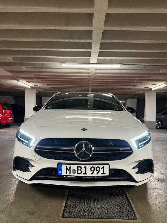 Bild des Angebotes Mercedes-Benz A 35 AMG 4MATIC
