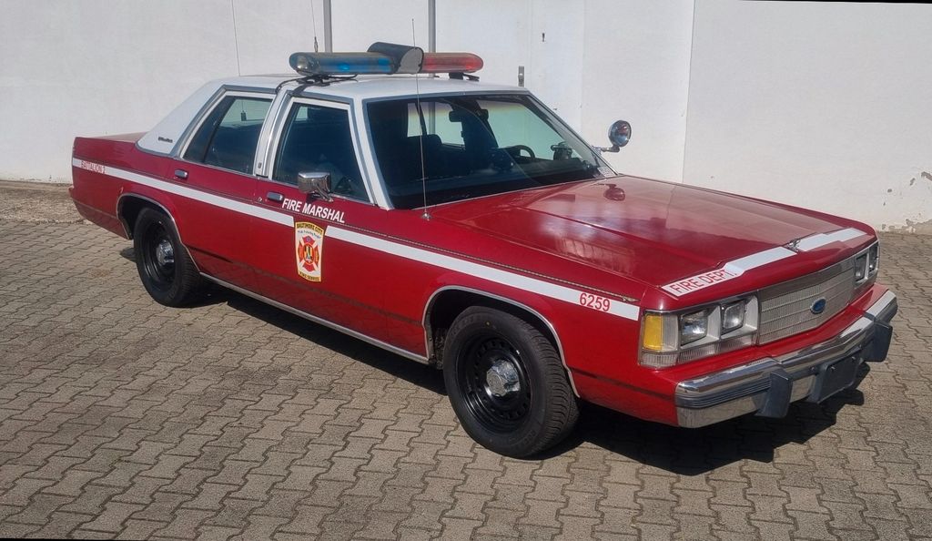 Bild des Angebotes Ford Crown Vic LTD *Police Package**Selten*