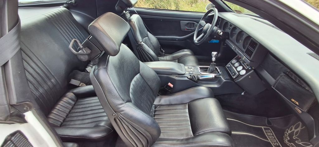 Bild des Angebotes Pontiac Trans Am GTA 1987