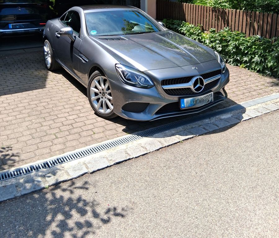 Bild des Angebotes Mercedes-Benz SLC 180