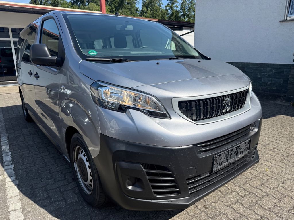 Bild des Angebotes Peugeot Expert Kombi L2- 8 Sitzplätze