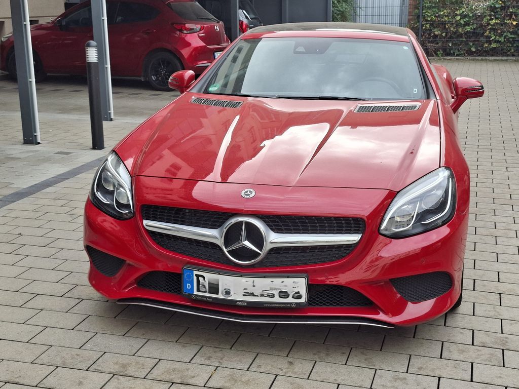 Mercedes-Benz SLC 200 gepflegt!