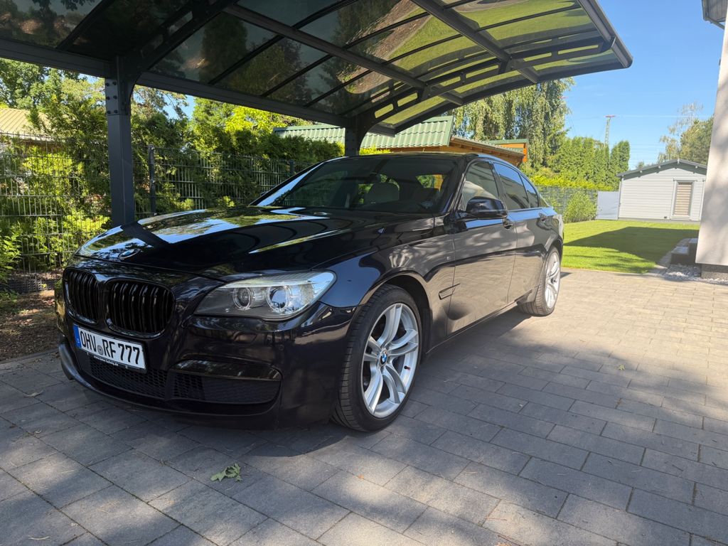 Bild des Angebotes BMW 730d xDrive -M-Paket,Soft Close,Keyless,H&K,Voll