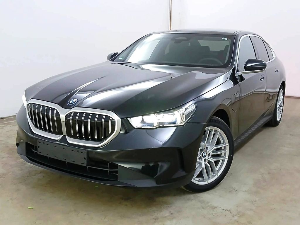 Bild des Angebotes BMW 530e Pano HeadUp HarmanKardon 360°Kam ACC