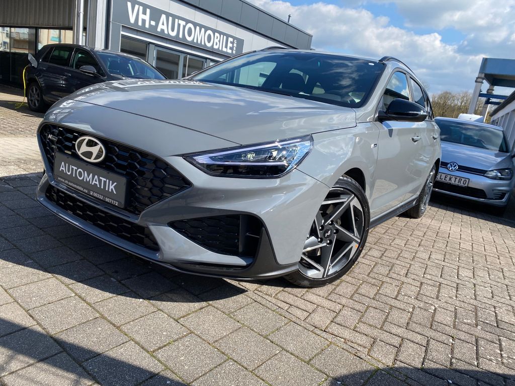 Bild des Angebotes Hyundai i30cw N Line 1.6DCT*18"ALU*Smart-Key*Winterpaket