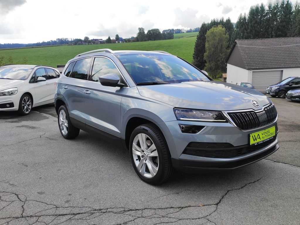 Bild des Angebotes Skoda Karoq Style *CARPLAY*NAVI*DSG*AMBIENTE*