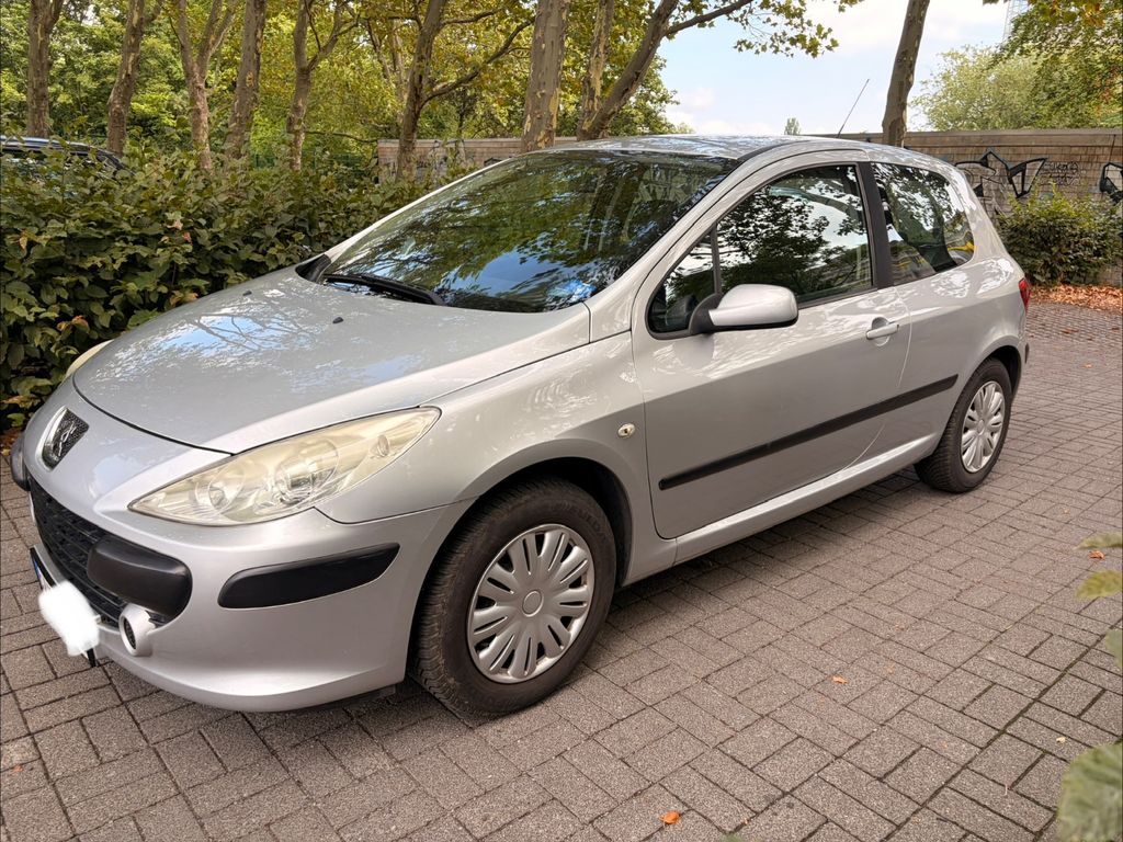 Bild des Angebotes Peugeot 307 - TÜV NEU bis 08/2028