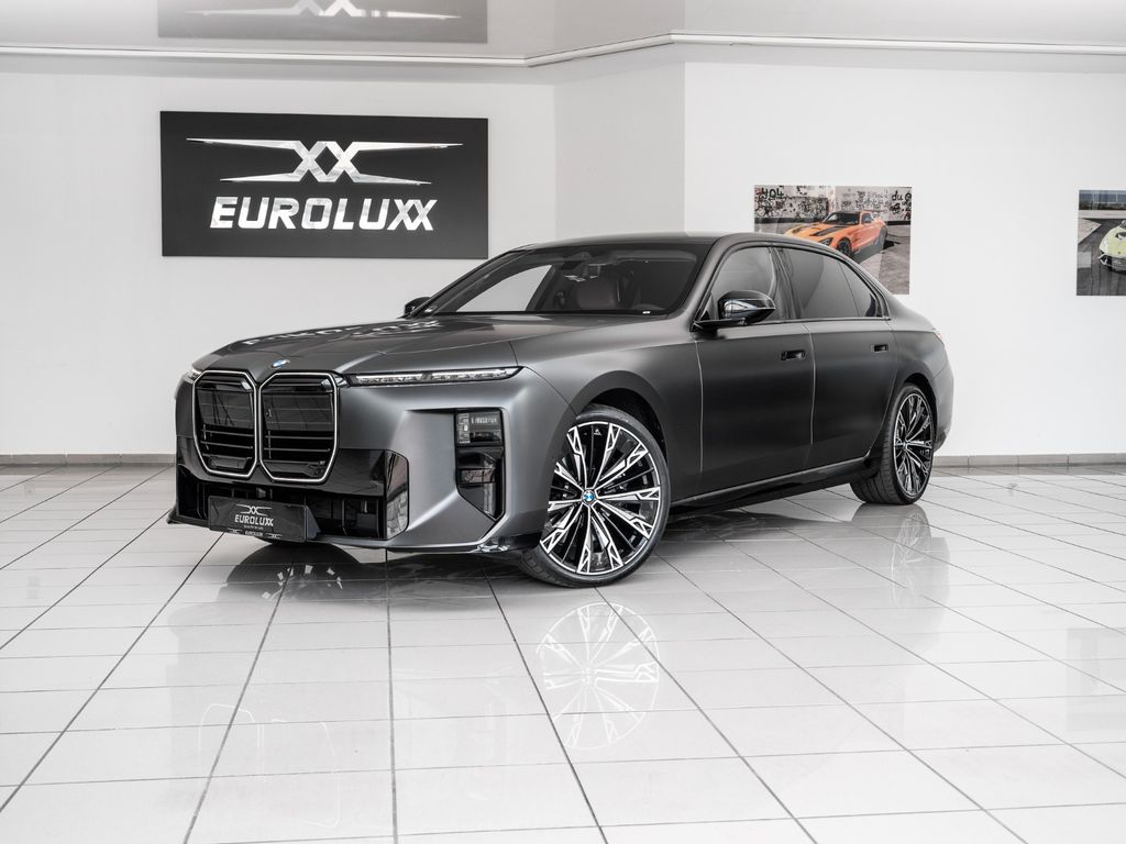 BMW 740 xDrive Facelift /Executive/B&W/MSportPro/TV