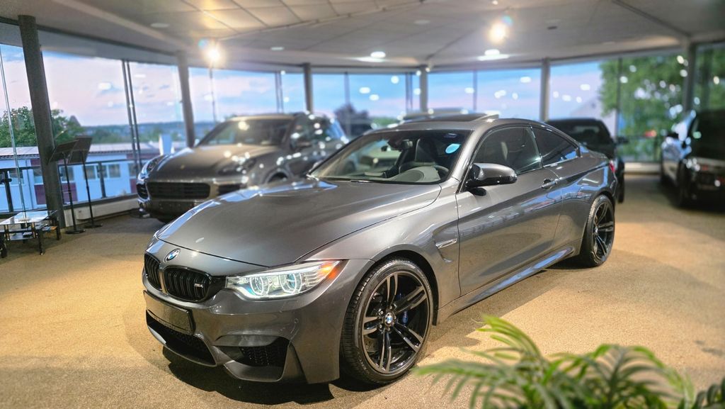 Bild des Angebotes BMW M4 DKG Coupé LED Harman/Kardon PANORAMA Garantie