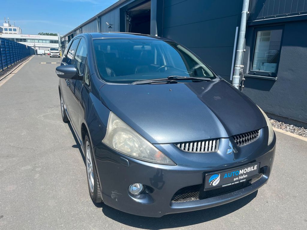 Mitsubishi Grandis 2.0 DI-D Intense*TEM*AHK*PANO*VOLL LEDER