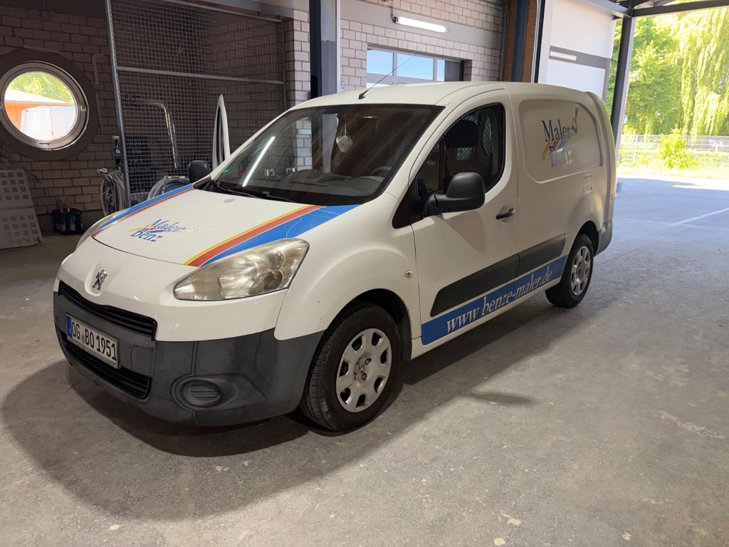 Bild des Angebotes Peugeot Partner Tepee Allure HDI 115 1.6 Allure