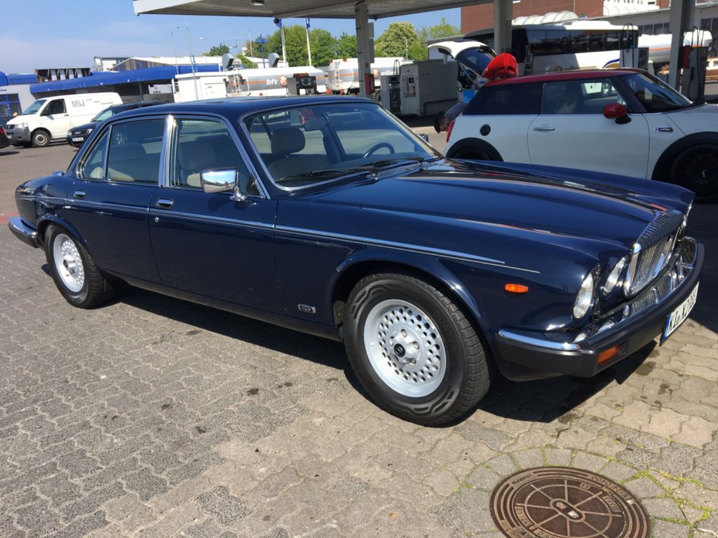 Bild des Angebotes Jaguar Daimler Double Six