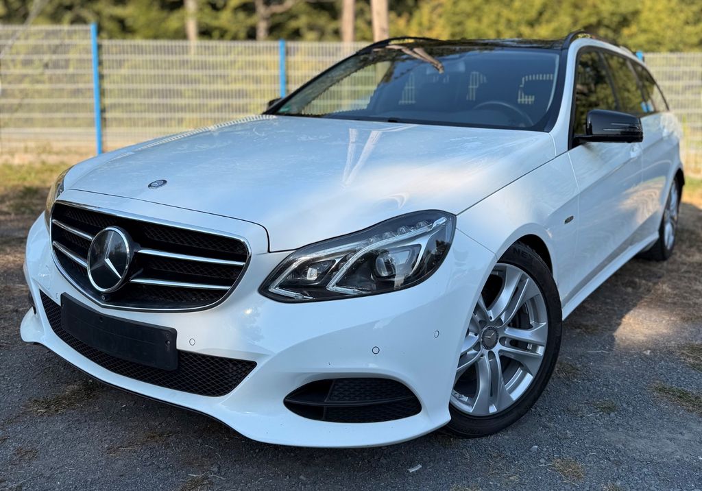Bild des Angebotes Mercedes-Benz E 300 T-Modell Edition E*360°*PANO*MB-Scheckheft
