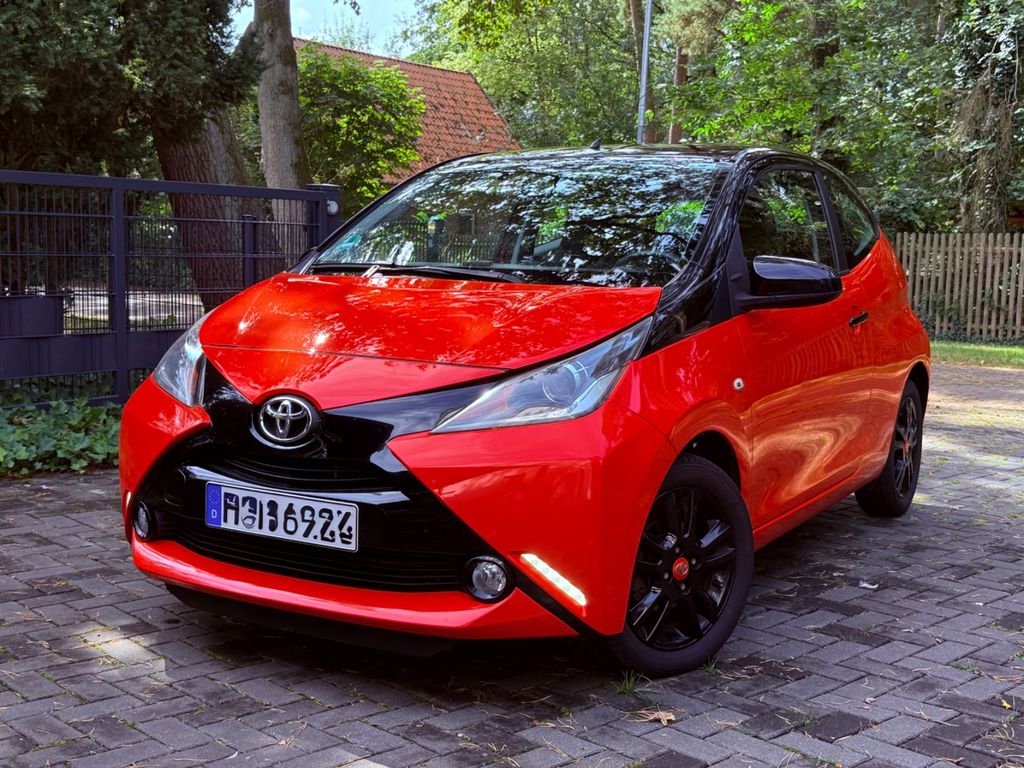 Bild des Angebotes Toyota AYGO X-cite style mit GARANTIE LEDer Stndhz RFK