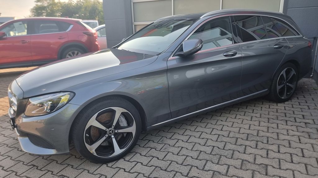 Bild des Angebotes Mercedes-Benz C 350 e PLUGIN-HYBRID AUTOMATIK T-Modell