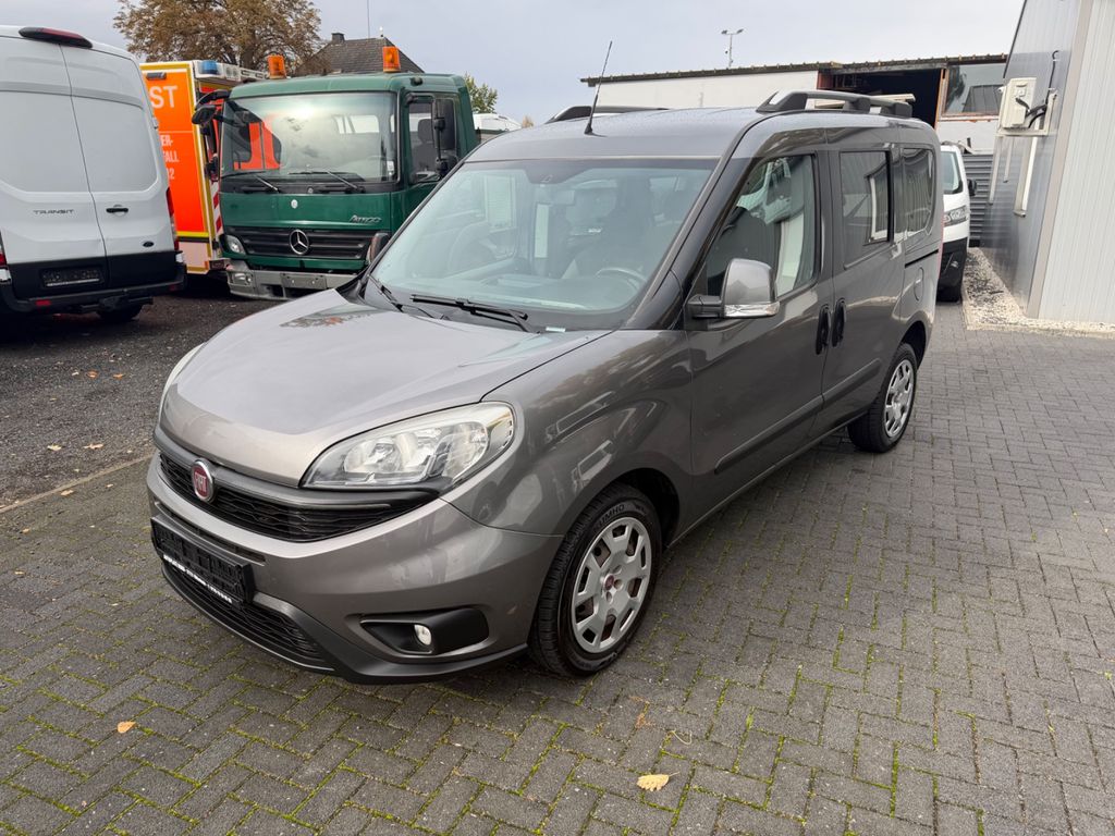 Bild des Angebotes Fiat Doblo SX Kombi/Klimaautomatik/PDC/AHK/Navi