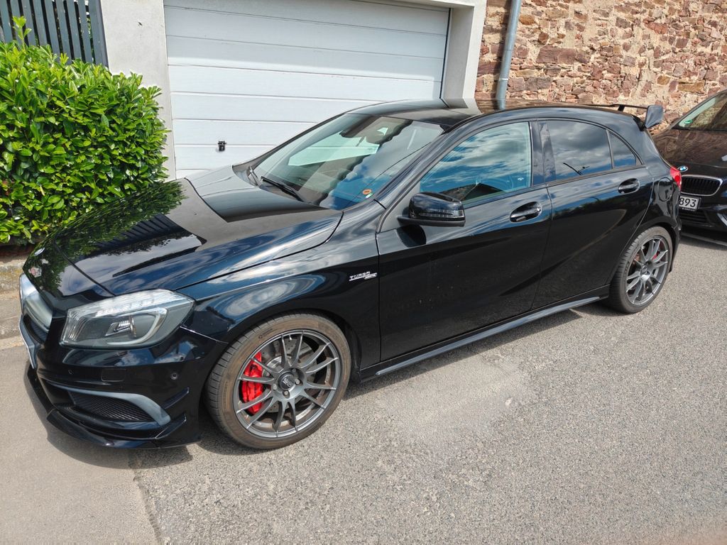 Mercedes-Benz A 45 AMG vor MoPF 2015